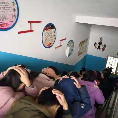 【众埠镇濮家小学】 有备无患，警钟长鸣——众埠镇濮家小学开展防震安全教育