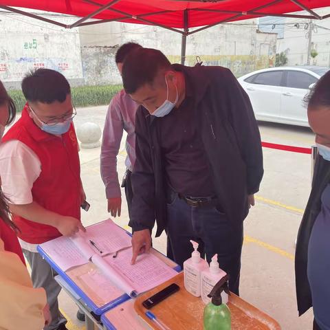 召陵区教育局督导检查组到台寺小学 检查疫情防控工作