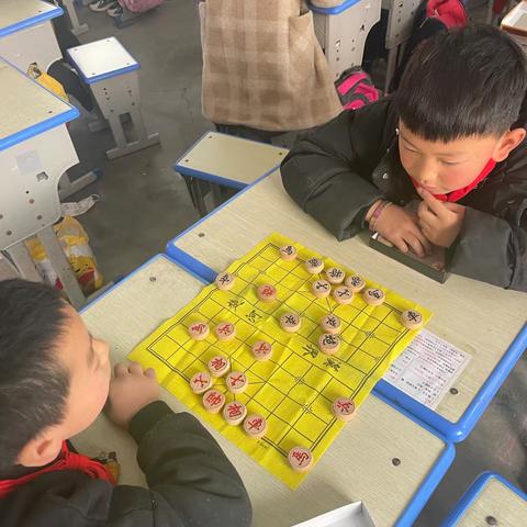 【闫家咀小学】乐在“棋”中 “棋”乐无穷