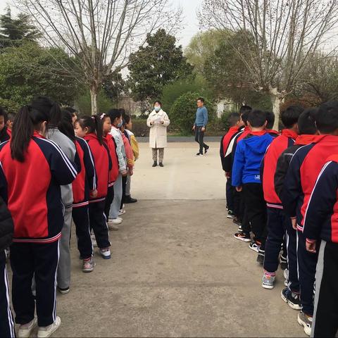 江庄镇铙钹小学举行应急疏散演练