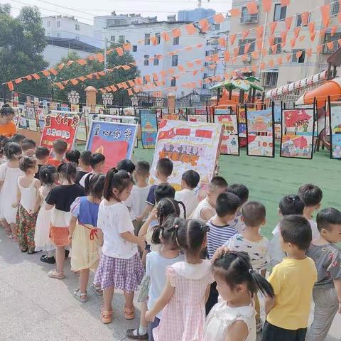 🌻缤纷的七彩里，六月带着它直率的性格、火热的情怀、豪迈的气魄走来啦。