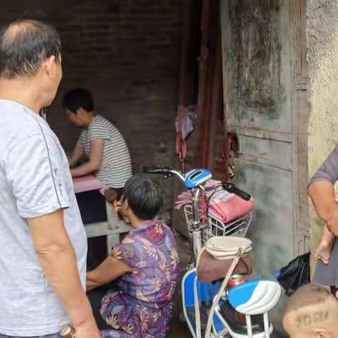 老道井村党员联户宣传防汛