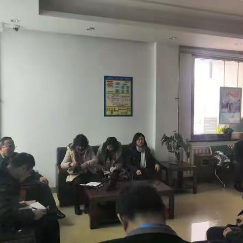 新疆兵团分行运营管理部副总经理王伟林等一行赴下野地兵团支行营业部开展现场调研工作