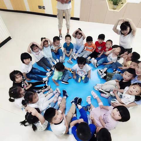 ~🌸朵朵班成长在线——❤️爱的迹遇💐💐