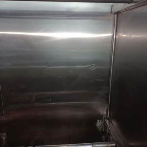 万达鸭房大扫除