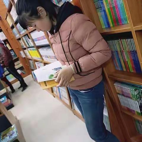 学习使我快乐～阅读伴我成长——我阅读我快乐。大家好我是六（3）班赖文慧