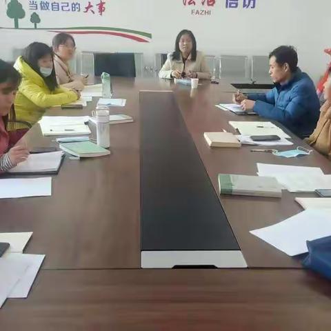 总结放眼新学期  读书交流促成长——聊城高新区语文名师工作室开展读书交流活动