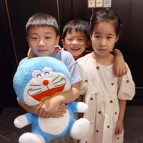 俞乐的暑假—不停聚餐