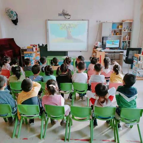 水木华园南宁幼儿园中二班12月份第四周宝贝成长记录