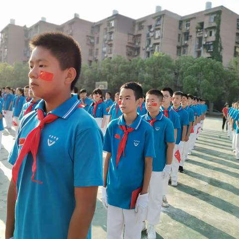 不忘初心、牢记使命，师生同唱一首歌——武汉市七里中学庆祝建国70周年