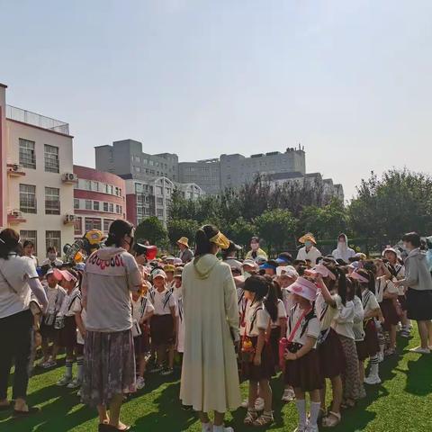 参观小学初体验，幼小衔接促成长 ——原阳县第一幼儿园参观小学活动。