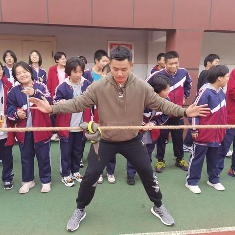 黉学高级中学第一届拔河比赛圆满成功！