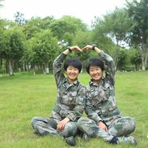 【人文纪实摄影俱乐部】摄影月赛（十二月）参赛作品：姐妹花