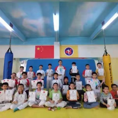 28小跆拳道周末训练班