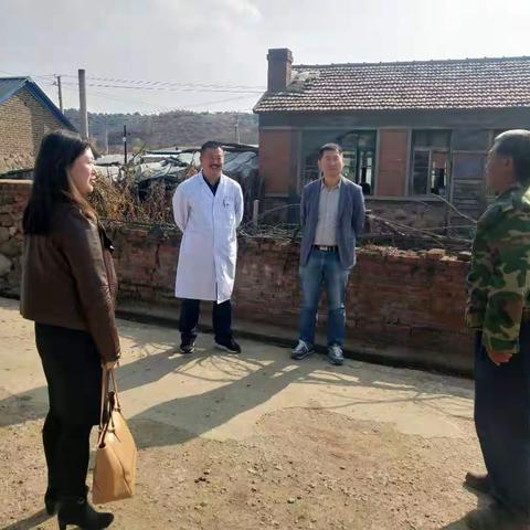县医疗保障局积极开展“千名干部下基层，万名党员解难题”主题实践活动