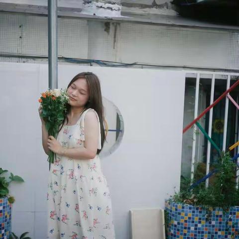 071杨柳
