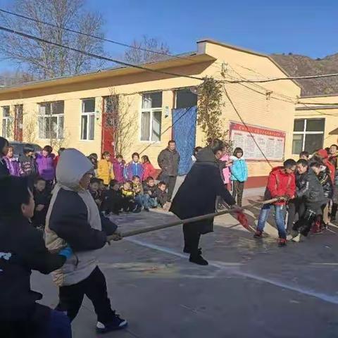 乌龙沟中心小学冰雪运动会