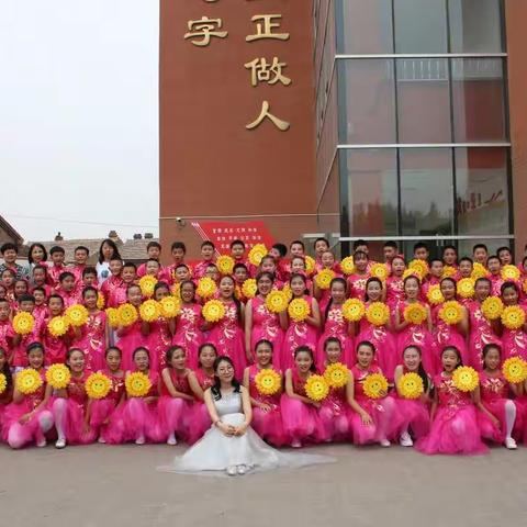 【歌声荡起童年的双桨】乌海市海勃湾区第三小学乡村少年宫合唱社团
