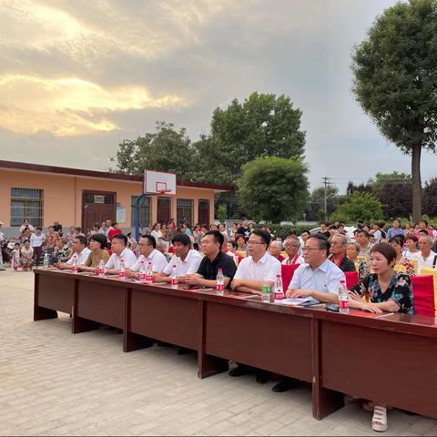 奋斗百年路 启航新征程                                 三原县为创业担保贷款信用村授牌