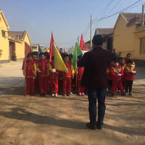 海子小学清明祭扫烈士墓及春游活动