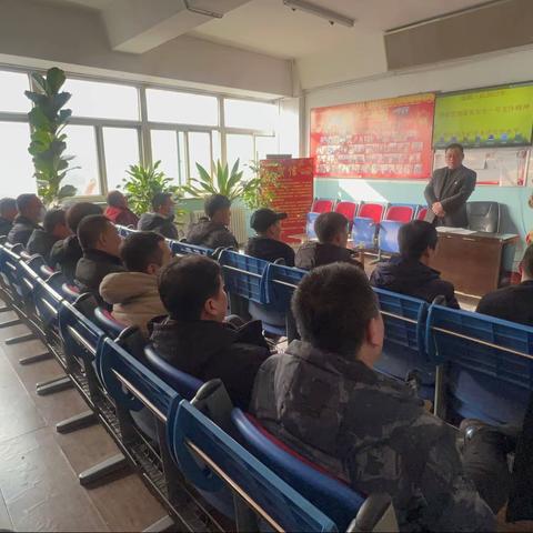 新景公司女工家属协管员深入基层学习贯彻安全一号文件精神