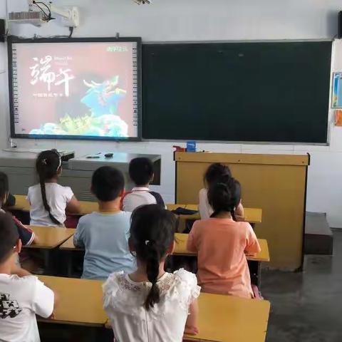 开发区实验小学：又到五月“端午节” 又闻粽叶飘香时