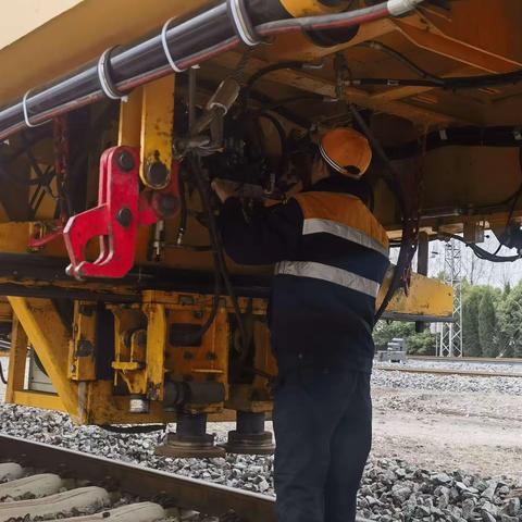 换轨二车间机械工队2023年3月每月一练