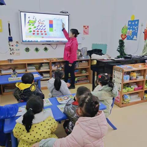 珍珠河畔幼儿园大四班《温暖冬日》