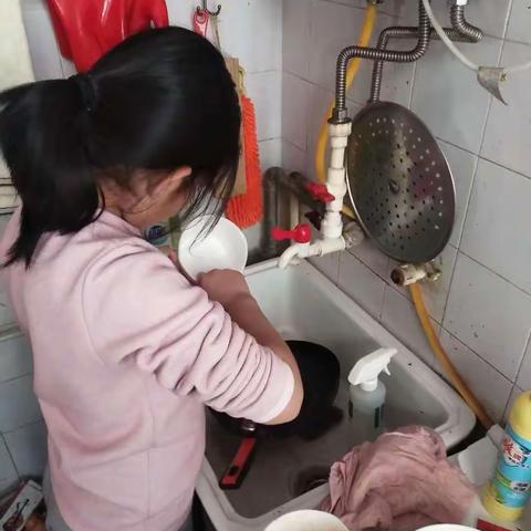 爱满重阳·孝润童心” ——重阳节活动纪实