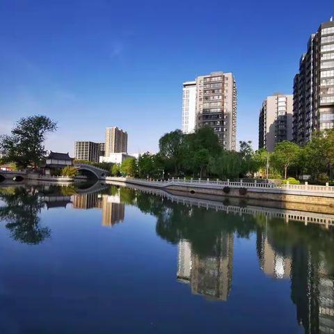 晨游邯郸滏阳河畔。