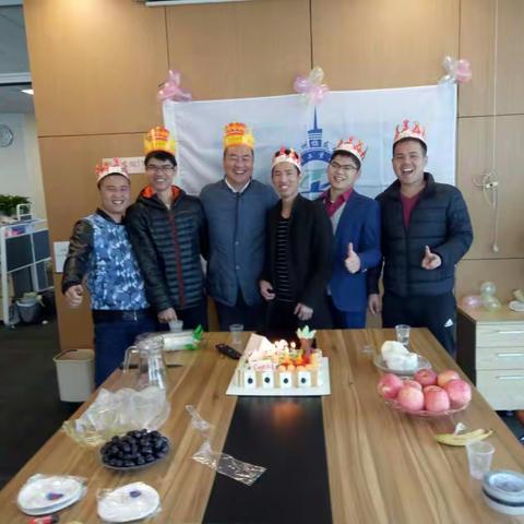 第五次生日会照片