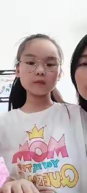 书香阅读，沁润童心——二年级书香阅读活动小记