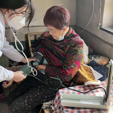 洪山卫生院——重点人群挂心间 入户随访暖人心