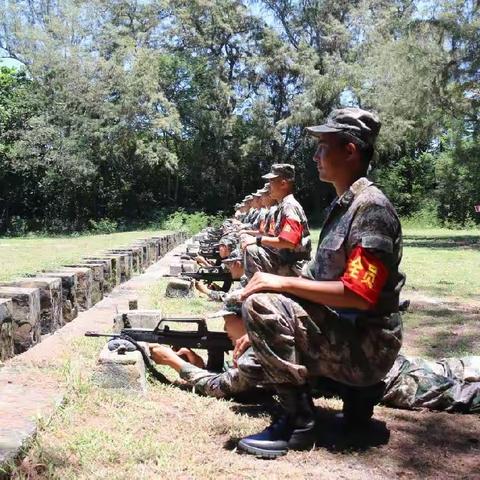 烈日练兵正当时||天涯区人武部组织西岛女子民兵连进行实弹射击考核比武纪实