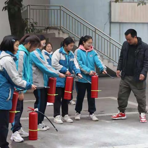 天干物燥，小心火烛