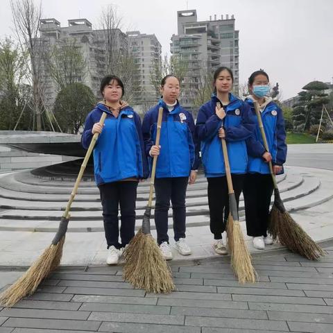 学雷锋是今天，也是每一天——锦城四中212快乐四重奏小队