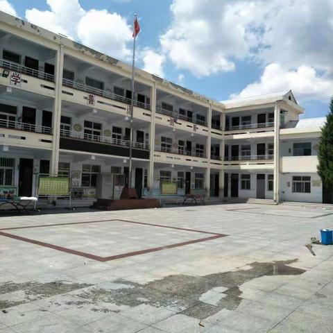 叫河镇中心小学简介