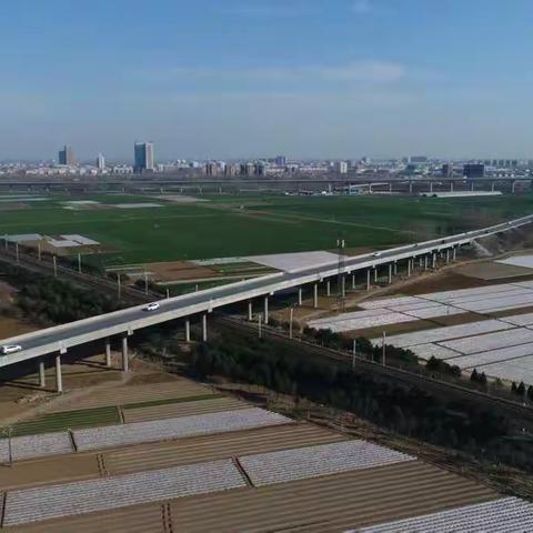 美丽的卫辉公路