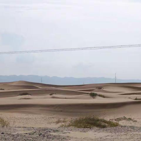 走进乌兰湖