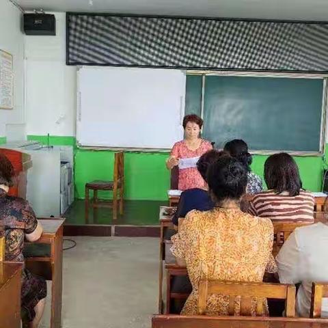 “双减”无纸笔      测试有“新意” ——清风岭镇长在小学一、二年级无纸笔测试