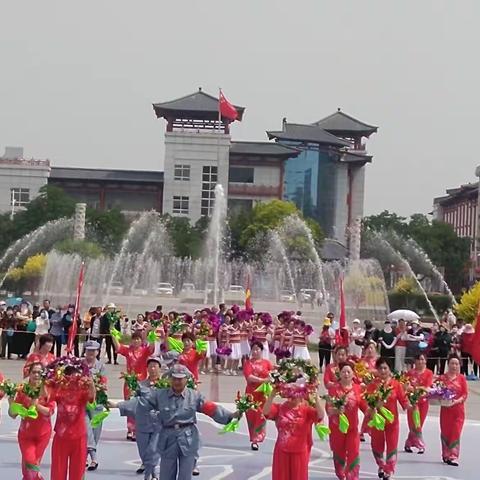 东塔镇在庆祝中国共产党成立100周年  “永远跟党走  幸福灵武舞起来”广场舞大赛中获得优异成绩