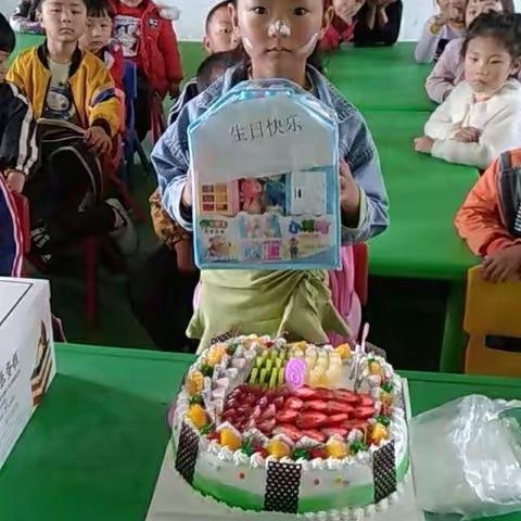 🎂太阳高照幼儿园祝宝贝生日快乐🎂