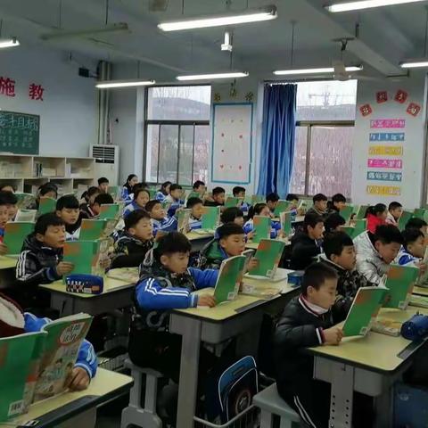 东方国际学校小学部举行低中年级“识字小达人”活动