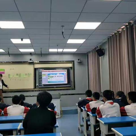 “学名师 练内功 提素养”文汇路小学低段数学组微型课教研活动