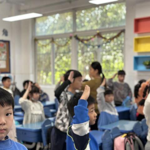 你好，少先队！
——合肥市蚌埠路第五小学2022年建队日系列活动2