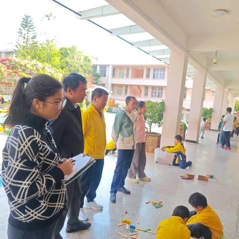 畅享户外，活力“童”行——永仁县宜就中心幼儿园3月教研活动