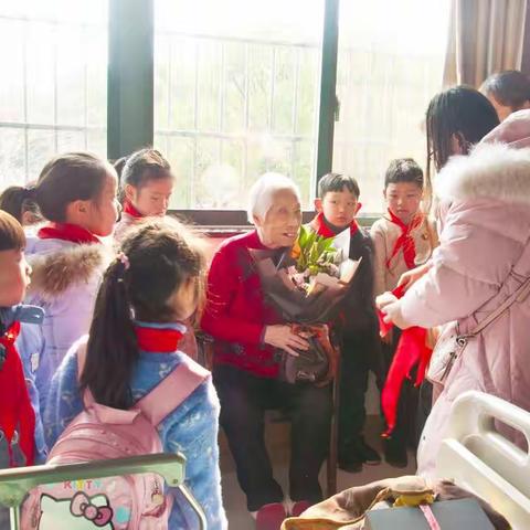 “看望老劳模，传递正能量”——记环城二小一七班寒假志愿者活动