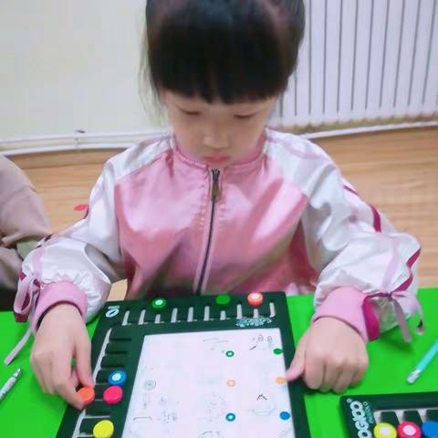 大班兴趣课《逻辑狗》