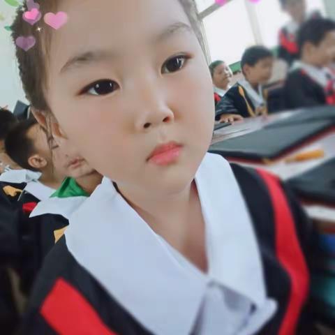 凯旋双语幼儿园   大一班宝贝们的毕业合影🎓