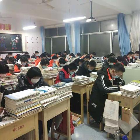 长风破浪会有时，直挂云帆济沧海。